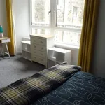 Rent 2 bedroom flat in Scotland