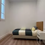 Rent a room of 250 m² in barcelona