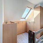 Ruim duplexappartement met garagebox