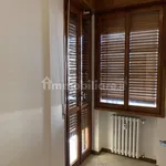 Affitto 3 camera appartamento di 72 m² in Modena