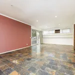 Rent 3 bedroom house in Ferntree Gully