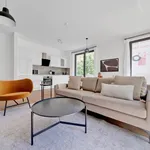 Rent 2 bedroom apartment of 721 m² in Berlin