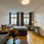 Miete 2 Schlafzimmer wohnung von 65 m² in Berlin