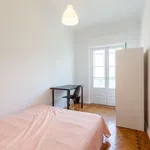 Rent a room in lisbon