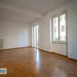 Rent 6 bedroom apartment of 125 m² in Genoa