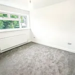 Rent 5 bedroom house in Surrey Heath