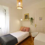 Rent a room of 135 m² in Lisboa