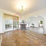 Rent 3 bedroom apartment in Praha 5