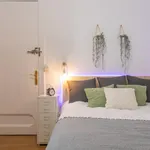 Alquilar 4 dormitorio apartamento en Madrid