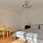  appartement avec 2 chambre(s) en location à Paris