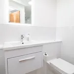 Rent 1 bedroom flat in Cardiff