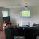 Rent 3 bedroom flat in East Of England