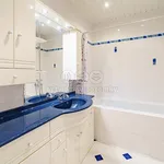 Pronajměte si 4 ložnic/e byt o rozloze 76 m² v Karlovy Vary