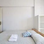 Rent a room in lisbon