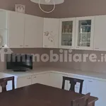 Affitto 3 camera appartamento di 85 m² in Parma