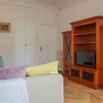 Rent 4 bedroom apartment of 120 m² in madrid