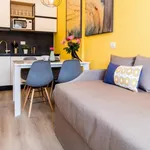 Rent 2 bedroom apartment of 47 m² in Milano