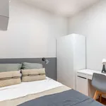 Rent a room in barcelona