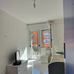 Affitto 4 camera appartamento di 100 m² in Latina