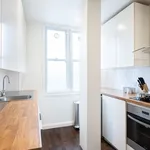 Rent 3 bedroom flat in London