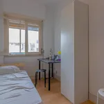 Rent 6 bedroom apartment in Lisbon