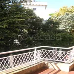 Rent 6 bedroom apartment of 168 m² in Genova