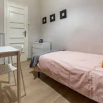 Rent 4 bedroom apartment in Valencia