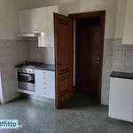 Rent 5 bedroom apartment of 200 m² in Rome