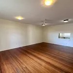 Rent 3 bedroom apartment in Yamba