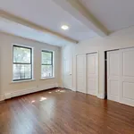 Rent 2 bedroom apartment of 1209 m² in Manhattan