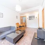 Rent a room of 80 m² in valencia