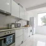 Rent 2 bedroom apartment in lisbon