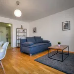 Pronajměte si 4 ložnic/e byt o rozloze 105 m² v Prague