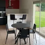 Rent 3 bedroom house of 71 m² in Saint-André-de-Cubzac