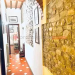 Rent 3 bedroom apartment of 89 m² in Florence