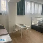 Affitto 2 camera appartamento di 35 m² in Milan