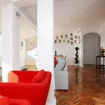 Rent 2 bedroom apartment of 102 m² in Cascais