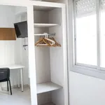 Rent a room of 150 m² in valencia