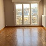 Rent 3 bedroom apartment of 77 m² in Nantes