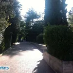 Rent 6 bedroom apartment of 180 m² in Bari