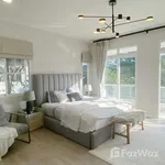 Rent 4 bedroom house of 250 m² in Bangkok