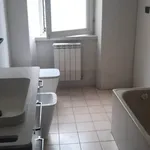 Rent 4 bedroom apartment of 90 m² in Perugia