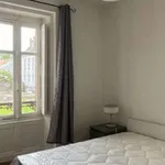 Maison de 120 m² avec 6 chambre(s) en location à Nantes