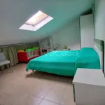 Affitto 4 camera appartamento di 61 m² in Campofelice di Roccella