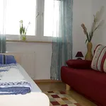 Miete 3 Schlafzimmer wohnung von 60 m² in Berlin