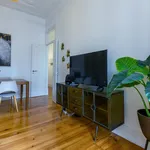 Rent 3 bedroom apartment in Lisbon