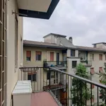 Rent 3 bedroom apartment in Milan