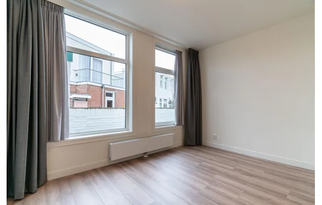 Huur 4 slaapkamer huis van 78 m² in Westduinweg