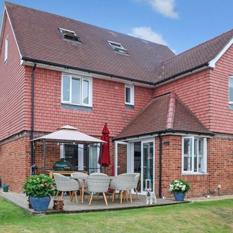 Detached house to rent in 1 Cook Court, Bishopdown, Salisbury SP1