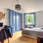 Appartement de 157 m² avec 7 chambre(s) en location à LE DUC